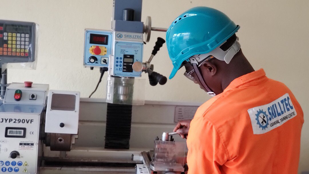 Engineering lab photo 5